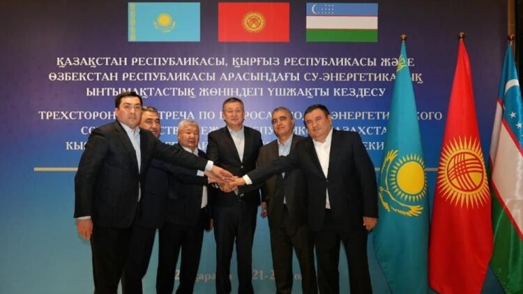 Центральная Азия: Трёхстороннее соглашение по водно-энергетическому сотрудничеству