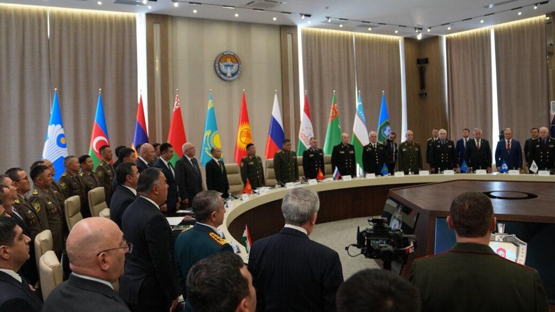 СНГ обсуждает безопасность границ и борьбу с преступностью: заявления главы ГКНБ Кыргызстана