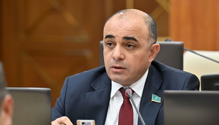 Казахстан: Парламент требует прозрачности по «иноагентам»