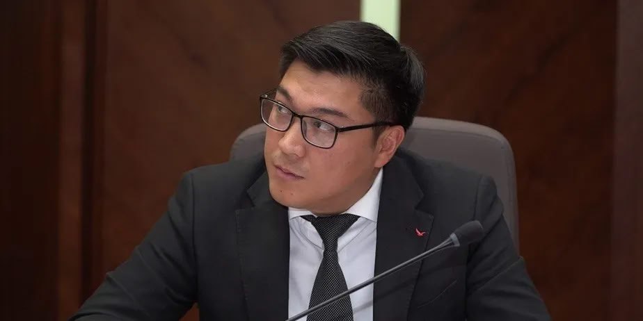 Министр образования Кыргызстана Орозов уволен за этические нарушения на фоне предполагаемого инцидента