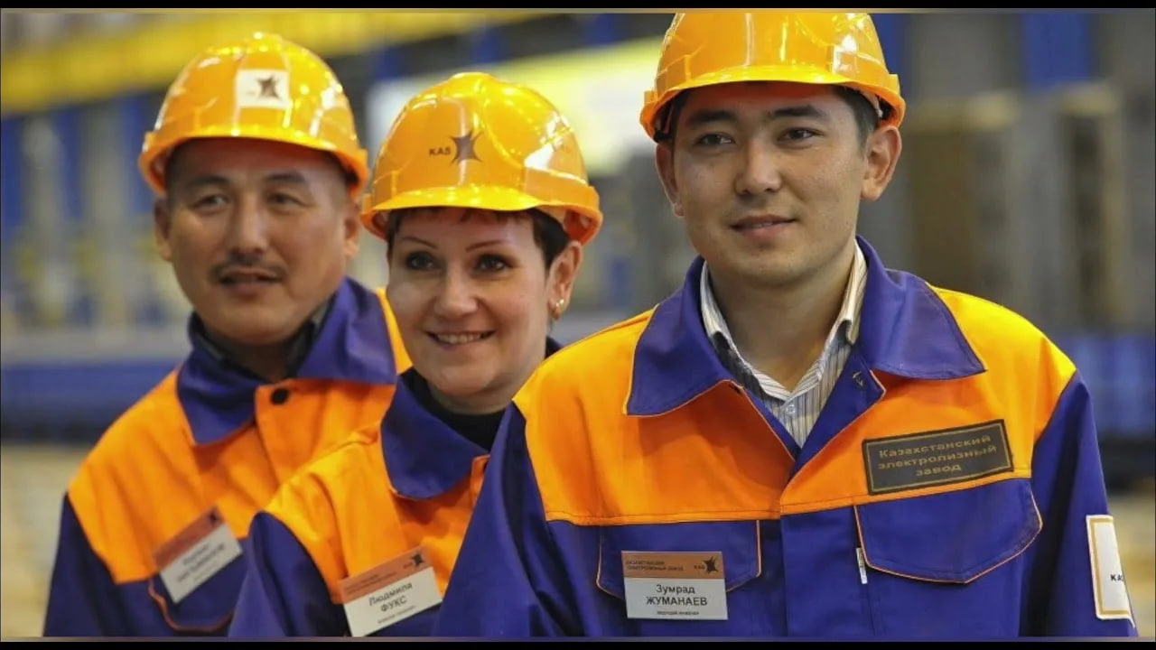 Реформы со знаком «минус»: Казахстан испытывает острый дефицит представителей рабочих профессий