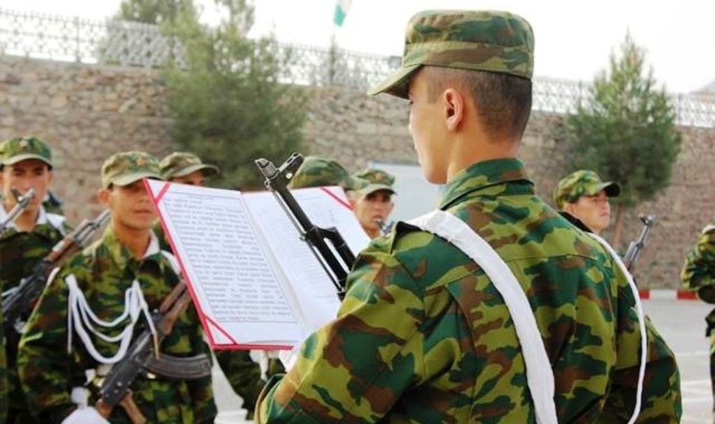 В Таджикистане на 70% выполнен план осеннего призыва 