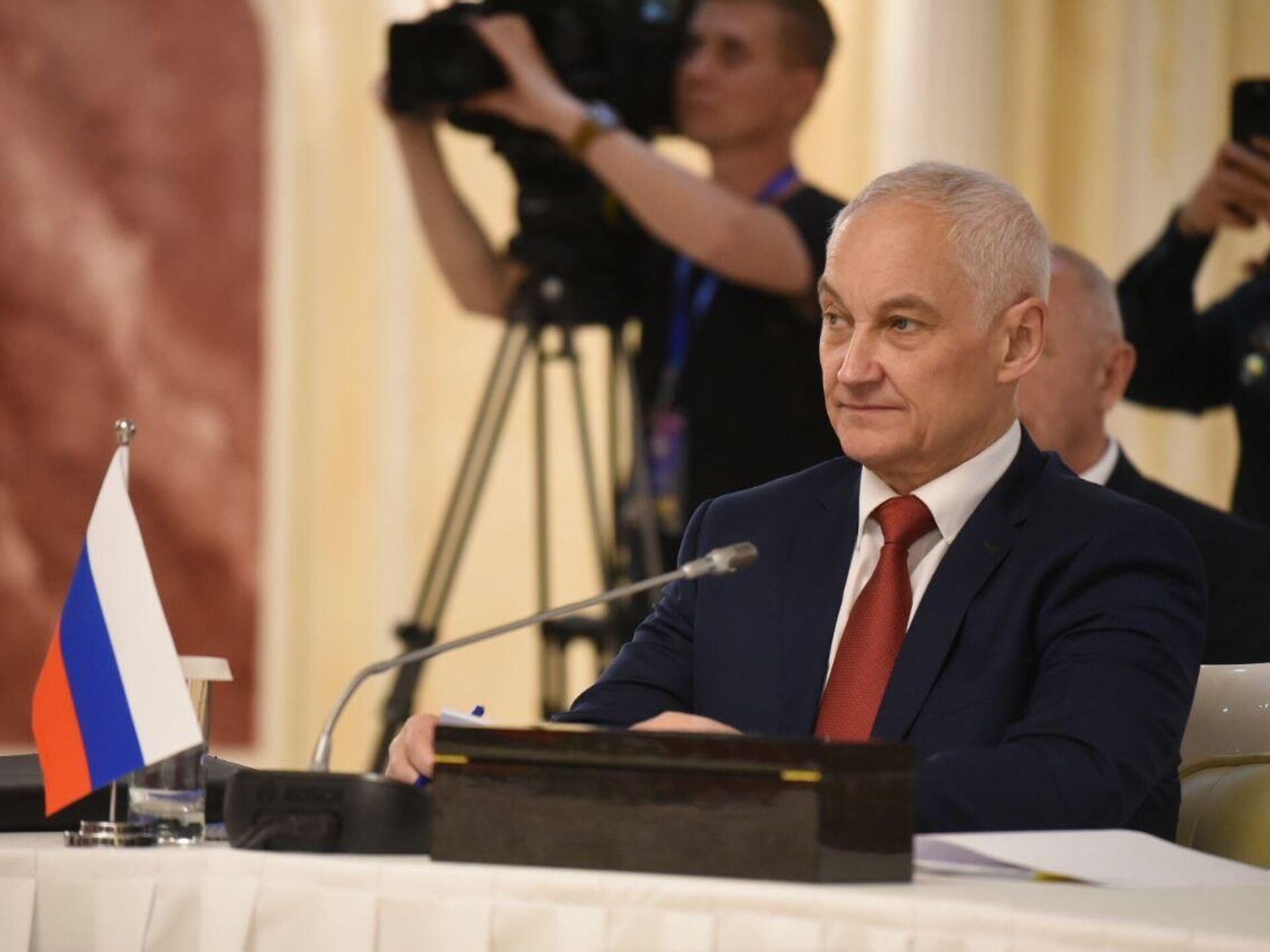 Министр обороны РФ: Запад пытается дискредитировать деятельность ОДКБ