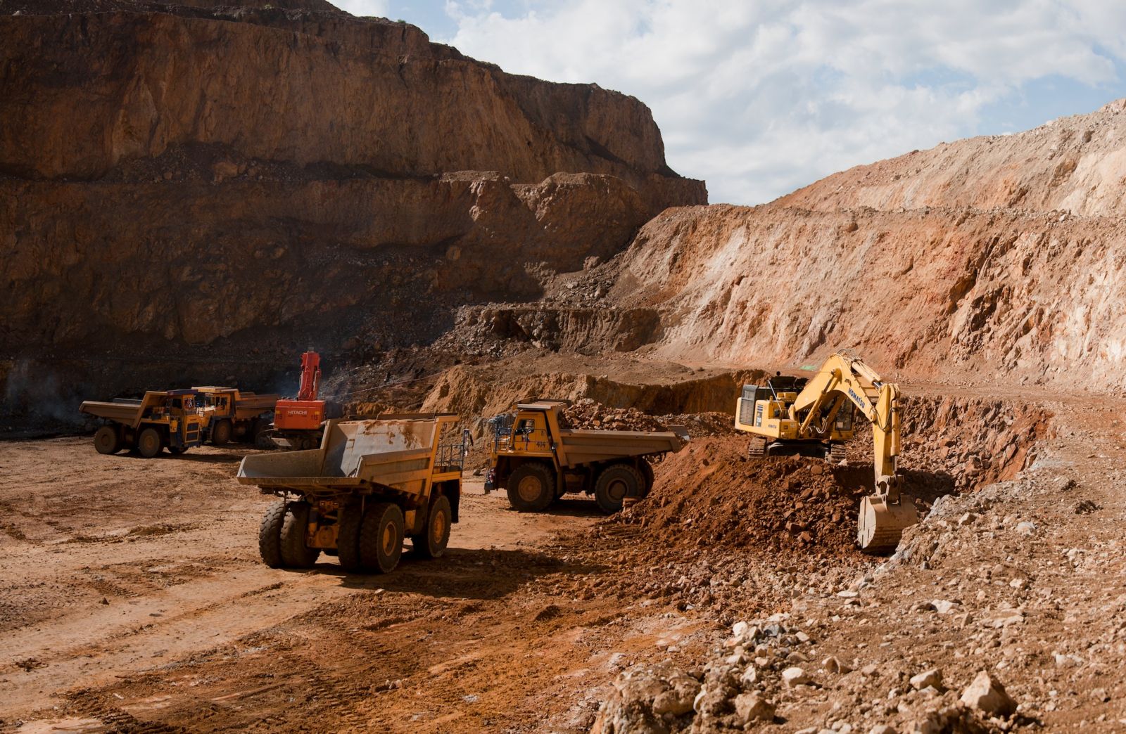 В Таджикистане увеличился объем добычи полезных ископаемых